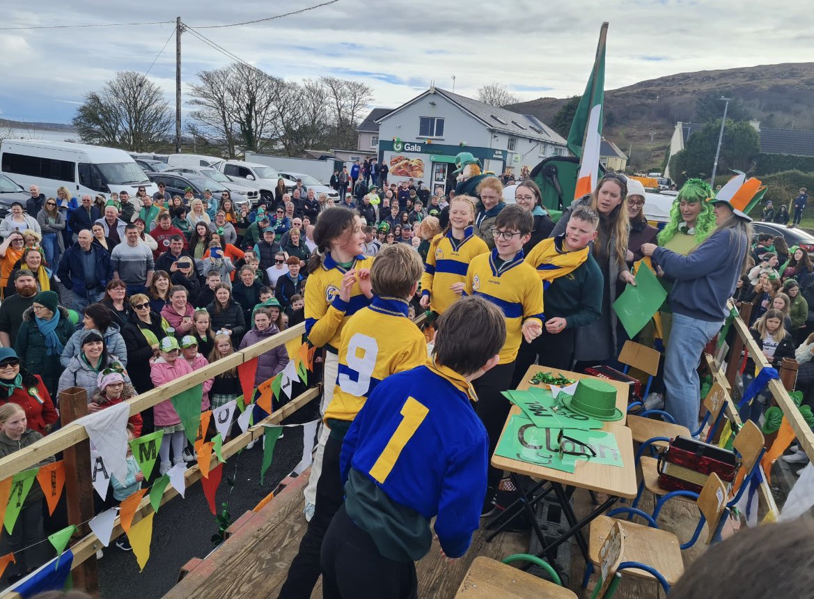 Scoil Cholmáin Muigh- Inis tweet media