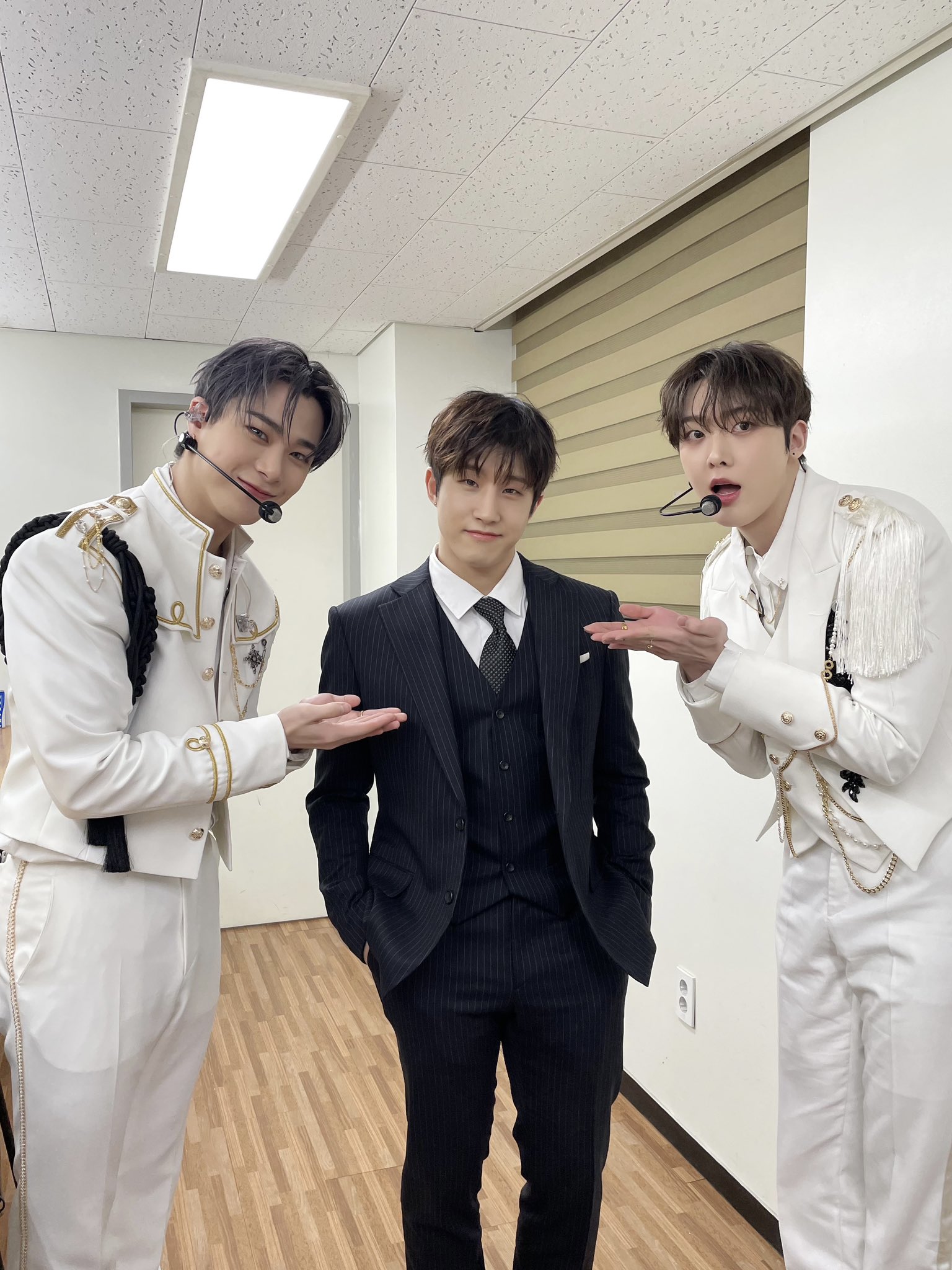 韓国音楽 ASTROのムンビン＆サナ 2023 FAN CON [DIFFUSION] DVD