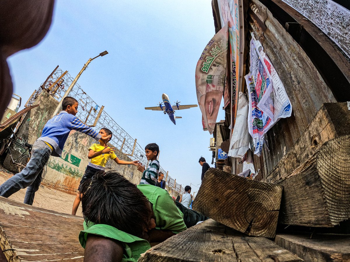 chetanthk_'s tweet photo. Spread your wings and fly..✈️
.
#bhayankarआल_c #indigoairlines #mumbaiuntold #streetphotographymumbai #dailylifeindia #lensofchange #maharashtratourism #mumbaidiaries https://t.co/BJEWd2u3mk