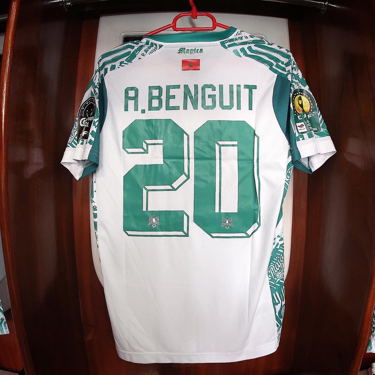 RCAofficiel's tweet photo. Never change a winning jersey 😉⚪️ https://t.co/Tb2NkpuwTq