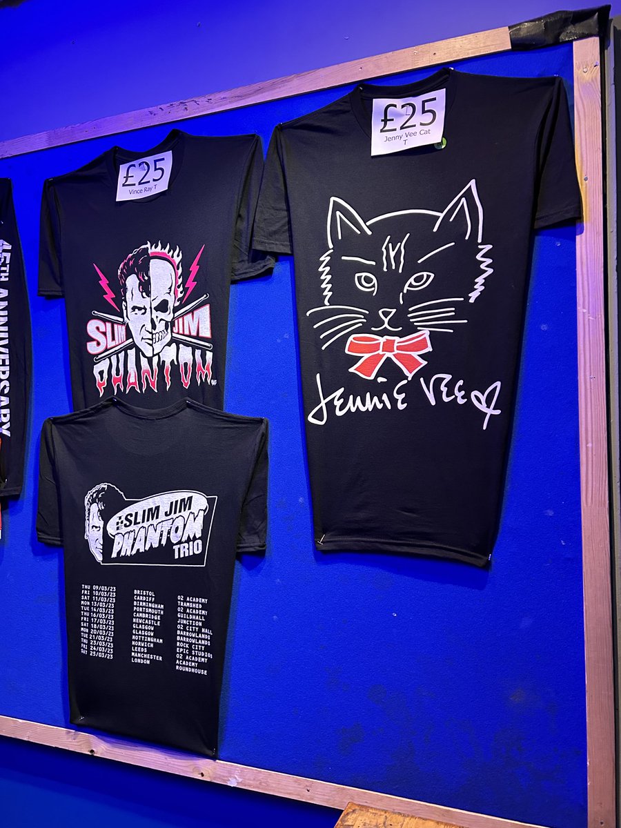 officialslimjim's tweet image. Ahoy! Very nice tour T shirts!slimjimphantom.com for details. Orders from UK beat the international shipping fees! How can it get any better? 😺🥁☘️👕📮