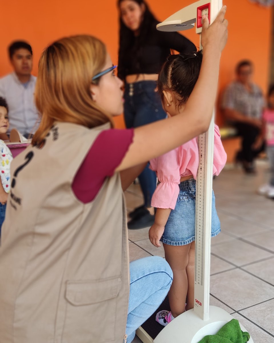 ONImexico's tweet photo. ¡CUMPLIMOS 69 AÑOS! 
Gracias a la visión y gran corazón de nuestros Fundadores, se conformó el ONI para asegurar la alimentación para la infancia en México. Cada día nos esforzamos por continuar con esa labor por una niñez bien nutrida. 
Gracias por ser parte de nuestra historia. https://t.co/usVHqQNNws