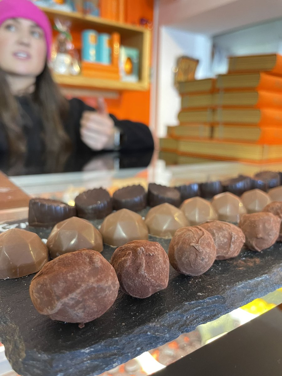 KarinTourism's tweet photo. What an amazing experience with @KinsaleFoodTour! Thanks @TourismIreland and @Failte_Ireland for organizing. 😊 #Meitheal https://t.co/JBBBijHBC7