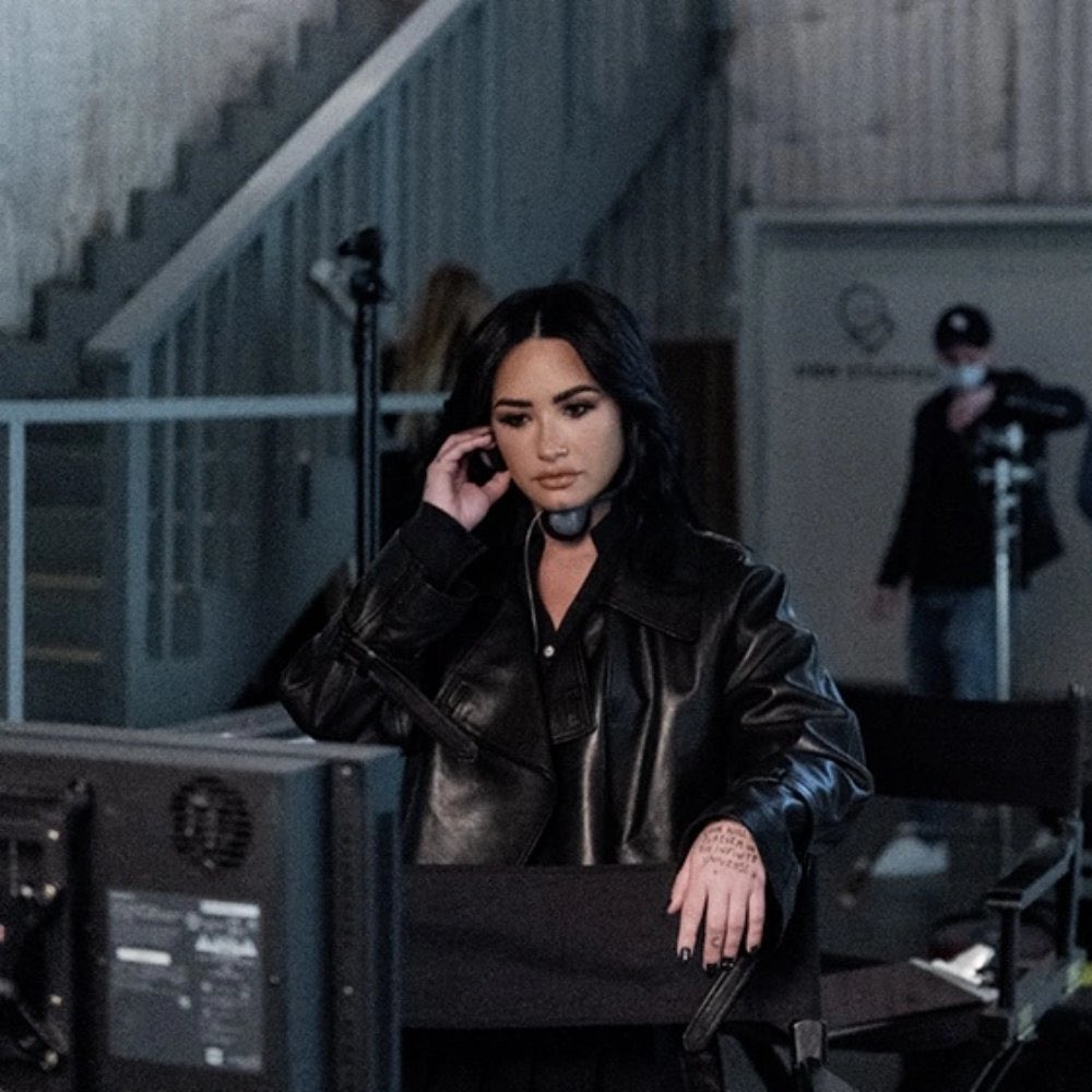 dlovatocolombia's tweet image. Demi Lovato dirigirá un nuevo documental para #StarPlusLA que mostrará el lado oculto de crecer siendo famosos.

Demi develará los altibajos de su experiencia en 'Camp Rock' y participarán otras estrellas (Posiblemente ex Disney) que iniciaron su carrera desde muy chicos.