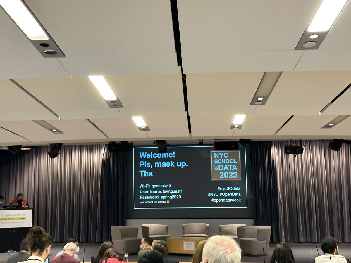 Waiting for the keynote at the NYC School of Data conference. I built my schedule. Having a hard time deciding what I’ll pick for 3pm 😭. I don’t have my laptop with me but hope to get some inspiration dig in! #nycsodata #opendataweek