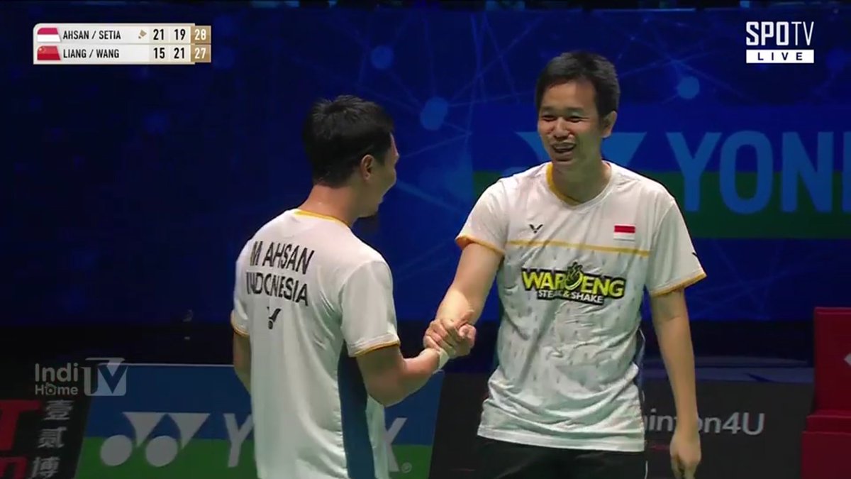 chalendraa's tweet image. BELIAU BUKAN SEMBARANG BELIAUUU
#AllEngland2023