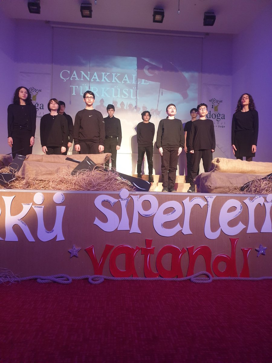 Çağlar boyunca esareti kabul etmemiş ulusumuzun dirilişini sağlamış onurlu bir zaferin 108. yıl dönümünde dost düşman bir kez daha anlar ki "Çanakkale Geçilmez!" Atamız ve şehitlerimize minnet ve saygıyla🇹🇷🇹🇷🇹🇷 <a href="/KvancBarlas/">Kıvanç Barlas 🇹🇷</a>