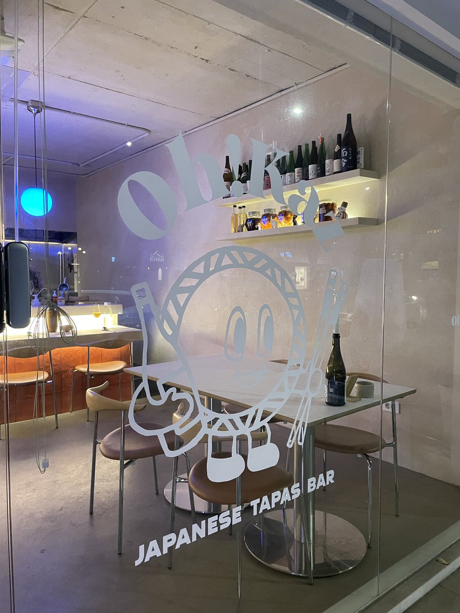 silversil_go's tweet image. 오카즈 폼 미쳤다

#서촌 #오카즈