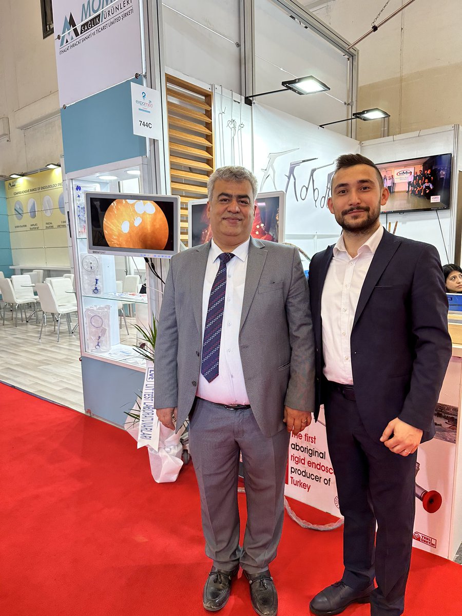 Yerli ve Milli Laparoskopik Görüntüleme Sistemini Ülkemize kazandıran Uğur Ünal beyi #expomed 2023 fuarında ziyaret ettik. Başarılarının devamını dilerim. 🇹🇷 <a href="/Uurnal13865529/">Uğur ünal</a>  #Expomed #expomed2023