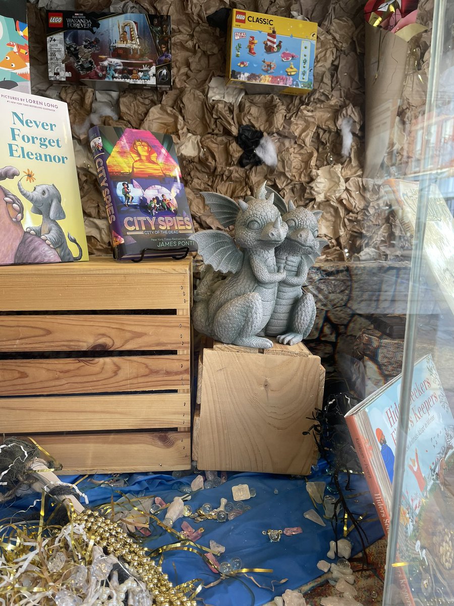 thebookdragons1's tweet photo. New dragon pups for the shop! And it’s twins.  Thank you Tony and Kari. #dragon #dragonets #thebookdragonshopstauntonva #indiebookstore #shoplocal #bookshops #windowdisplay https://t.co/nNzU1BE3eL