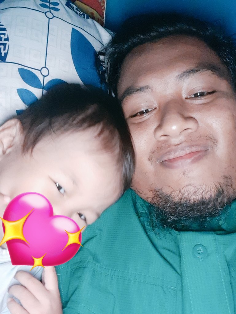 tinzy_'s tweet photo. Terimakasih sayang... tetap kokoh pundakmu jadi sandaran kami, semoga sehat selalu, berkah disetiap usahamu, berbahagialah selalu bersama kami. Untukmu yang tak lelah menjadi tempat berkeluh kesah https://t.co/KwkmKq1mCa