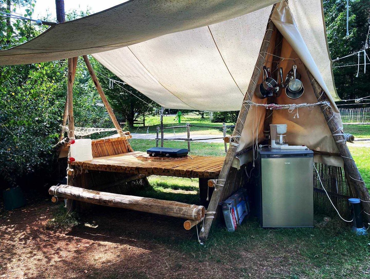 nakedwanderings's tweet photo. We like all kinds of naturist resorts, but we can specifically appreciate a bohemian atmosphere as we found at Domaine du Coq Rouge. More info: https://t.co/vrAGq0QOCX  ⛺️

@nakedwanderings @SebastienBuffet #naturistcamp #france #naturiste #domaineducoqrouge #dordogne #camping https://t.co/VSIVT8wxT0