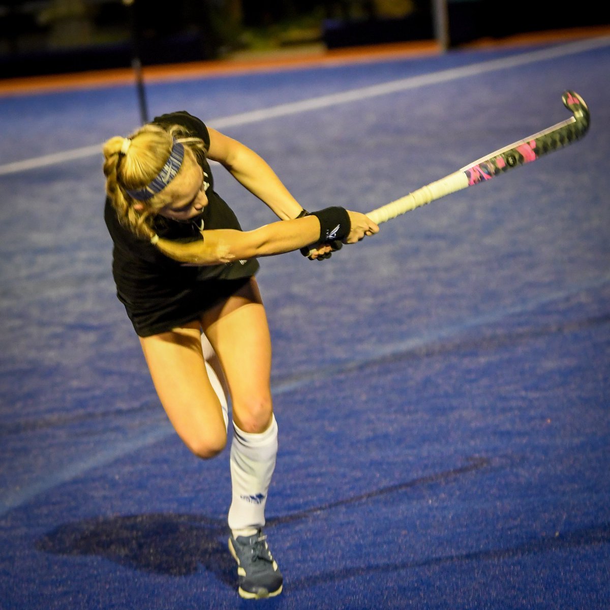 Freya_ashford's tweet photo. FNL w WA coaching💪🙌⚡️
#freya_ashford #y1 #y1nation #y1hockey #hockey #fieldhockey #FNL #ivari #ivarisports https://t.co/80PDl0VfLm