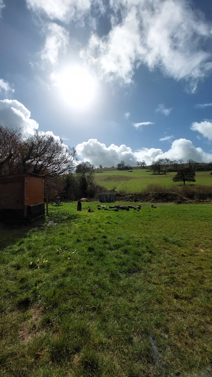 MeganHughesAC's tweet photo. On location.. ๐ฌ
#shortfilm
#actorslife
#nosuchthingasasmallpart
#Somerset https://t.co/DKKRHALw5S