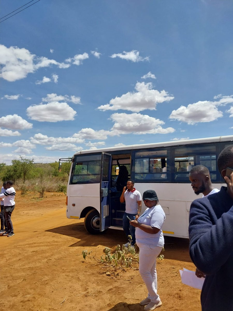 KajiadoGateway's tweet photo. We travelled through the Nairobi- Namanga Highway to get to Kajiado Gateway. It is an important trade route connecting Kenya with Tanzania and other countries to the South. It is a well maintained and busy road, with multiple lanes and smooth tarmac surface. https://t.co/5lY7tuRvYN