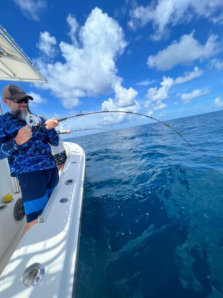 FishingGalvTx's tweet photo. Who is ready for Summertime Deep Sea Fishing?! 409-739-8526
#texasgulfcoast #galvestonredsnapper #seewhatsoutthere #fgtx https://t.co/ke5bmltJXD