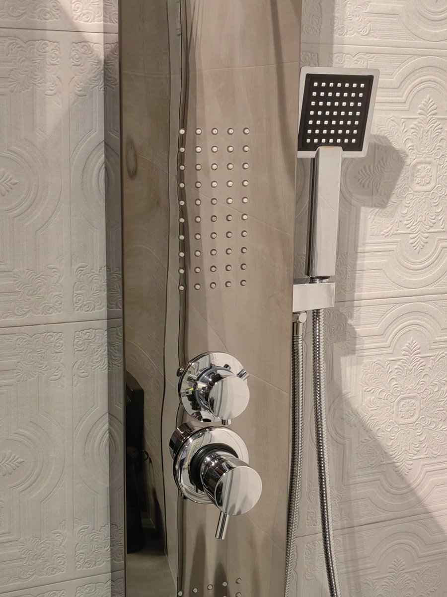 Bolla Kuğu Hidromasaj Duş Panelimizin tanıtım serisine devam ediyoruz.

Sırt &amp; Bel Duşu, yüksek basınç su ile hidromasaj etkisini tanıyın.

Sipariş ve bilgi için;
🖲️ vavelis.com
📨 info@vavelis.com