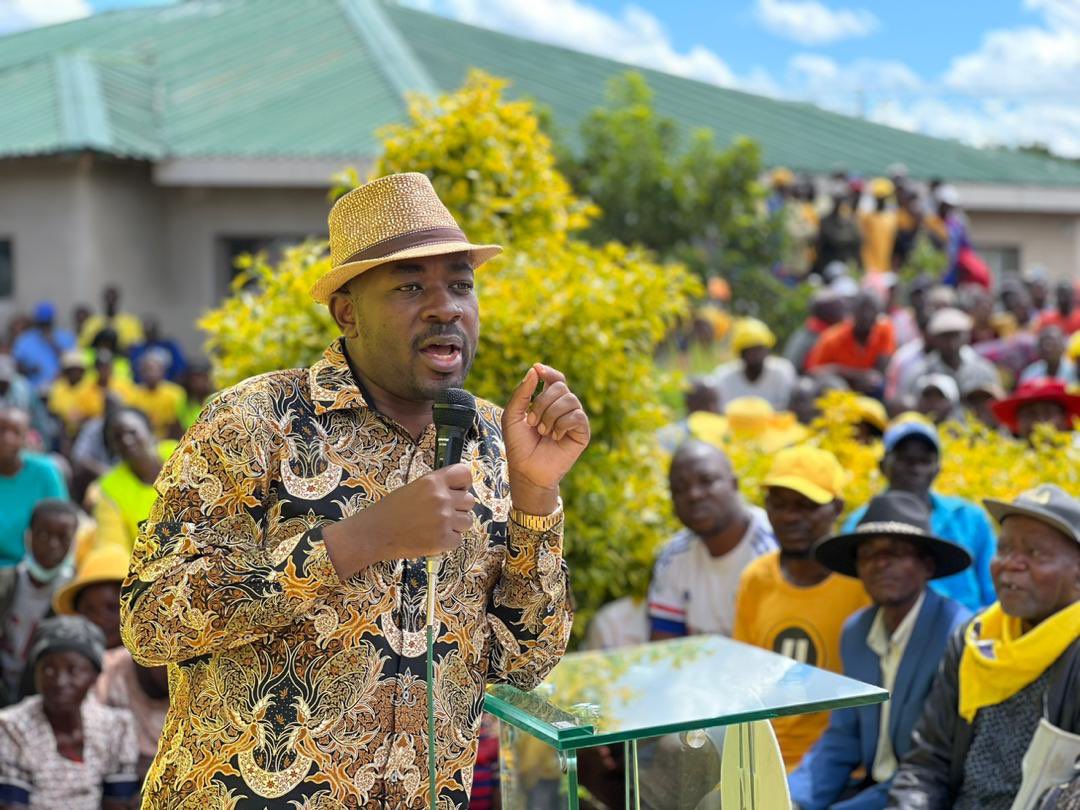 nelsonchamisa's tweet photo. I’m in Masvingo..What an awesome Citizens Interface with the Change Champions and cluster leaders from across the whole province. A Great Zimbabwe is loading..#ZimbabweAgenda2023 #FakaPressure #FakaPrayer https://t.co/KDBvGSKW7v