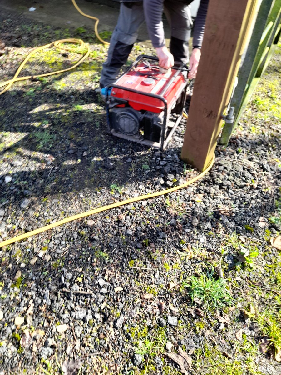 DaSilvaVictoria's tweet photo. Lovely morning at Mowbreck Scout Campsite. The Explorer Scouts were all very busy carrying out their tasks with lots of laughter. Thank you to everyone who made this possible @BlackpoolScouts https://t.co/HjjskoXLip