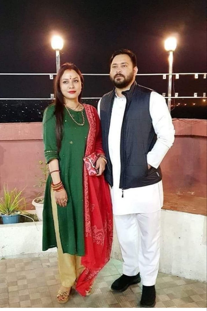 आदरनीय श्री <a href="/yadavtejashwi/">Tejashwi Yadav</a>  भाभी RajshreeYadav   जी को लक्ष्मी रूपी आत्मजा (पुत्री) प्राप्ति हेतु बहुत बहुत बधाई, एवम् लालू परिवार में जन्में बिटिया रानी को ढेर सारी प्यार,स्नेह   पूरे समाजवादियों की ओर से बिटिया को ढेर सारा आशीर्वाद
@Rajshreeyadav_