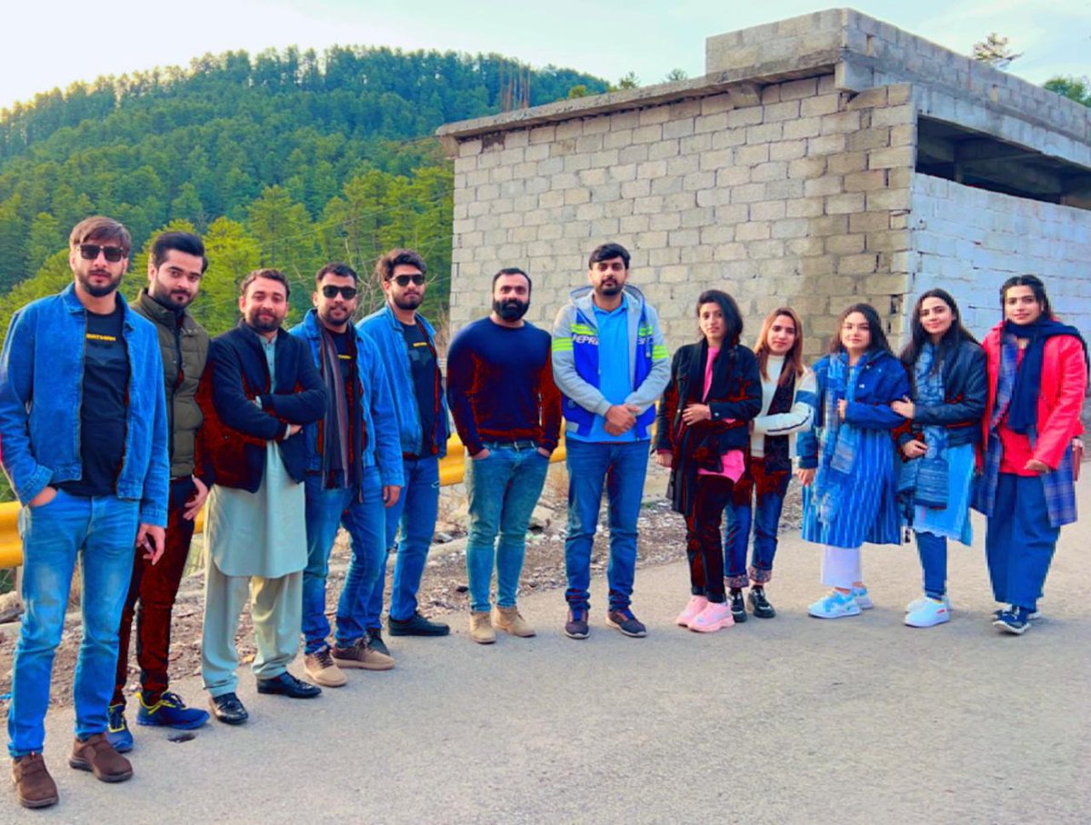 PremierLawColle's tweet photo. One Day Mushkpuri TOp Tour for Final Year Students https://t.co/O4yDuBF5Je