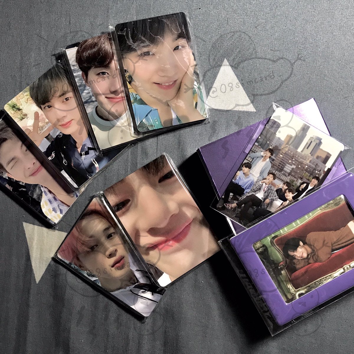 08simcard_'s tweet photo. ✨[ rush wts lfb ]✨

BTS Dicon 101 Mem Set ( x Jk )
Wt Pc Holder, 2grp Pc, and V freebie

•900php (PAYO)
•1000php (DOP) wt 100php nrdp

•No rush shipping (unstable day off)
•Free Pf
•Gcash
•J&amp;t/LBC
•Batangas

t. BTS dicon 101 tete bread rm suga jhope jin v jimin https://t.co/2U6oICgBLz