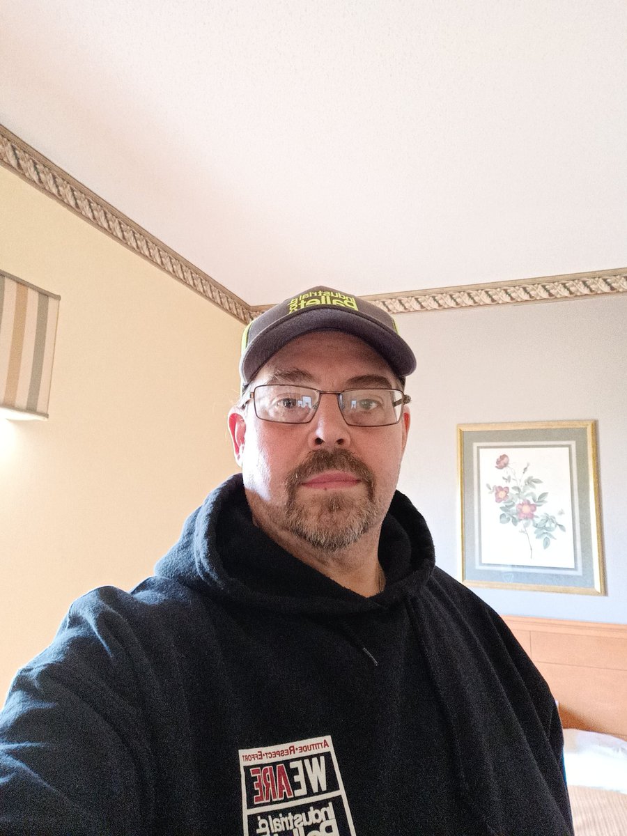 I am ahead out town to do some groceries at ALDI if anyone wants meet me I will be happy to meet you honestly