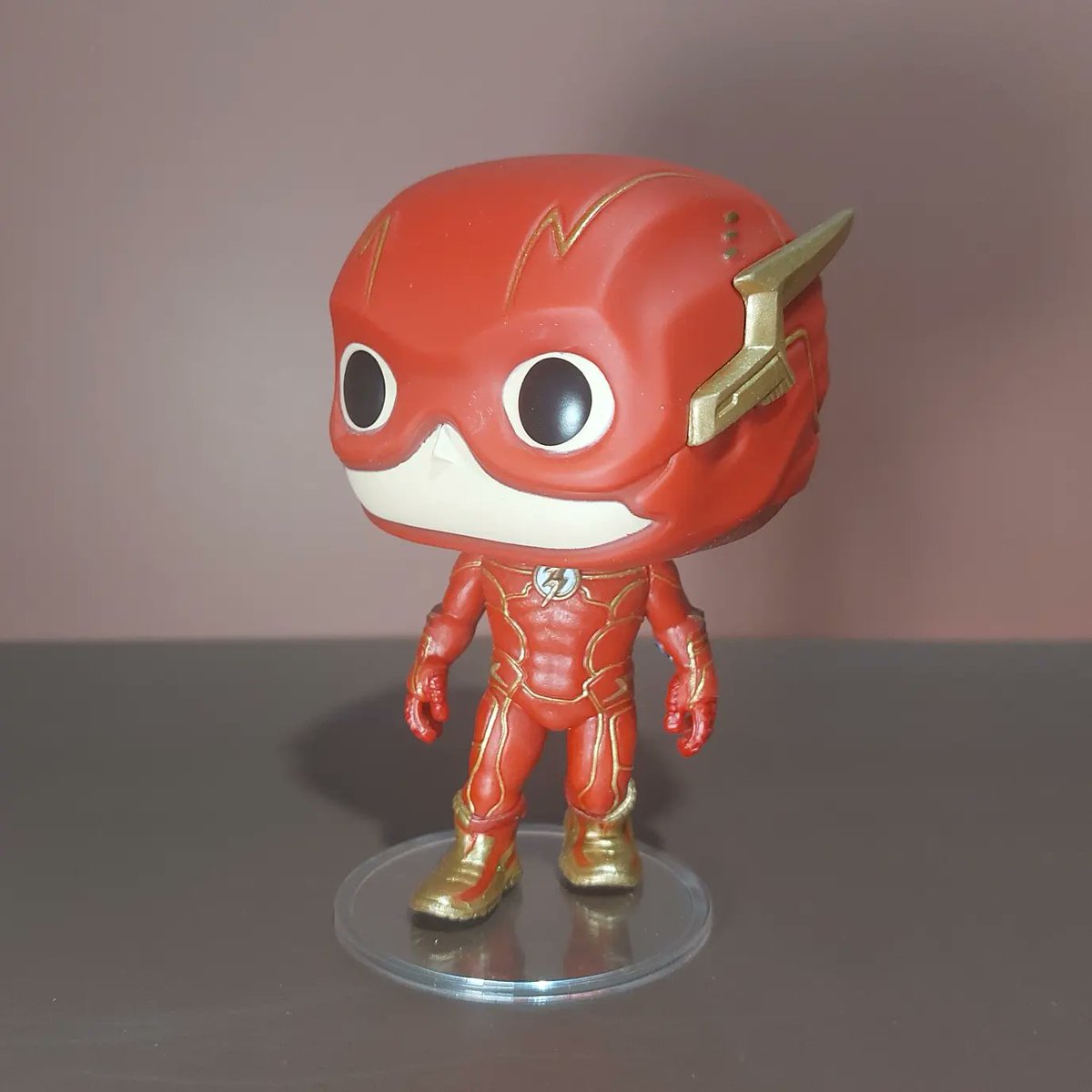 iampopmania's tweet photo. The Flash Funko Pop! Box No.1333
Youtube channel: Popmaniatics
https://t.co/kplxkUyTMB
#TheFlash #TheFlashMovie #theflashfunko #flashfunko #flash https://t.co/ZasmKPnn2e