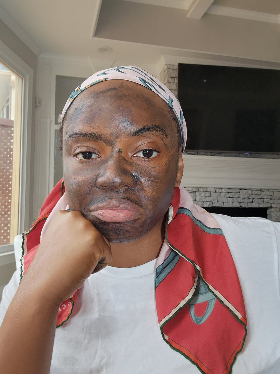 yemialadee's tweet image. SMH 🤡