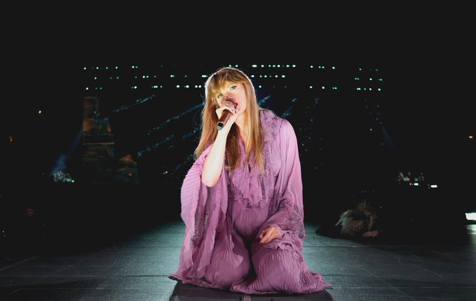 SwiftPL's tweet photo. Ile osób w Polsce chce pojechać na koncert Taylor? 
#RT https://t.co/P4lIEWup4q
