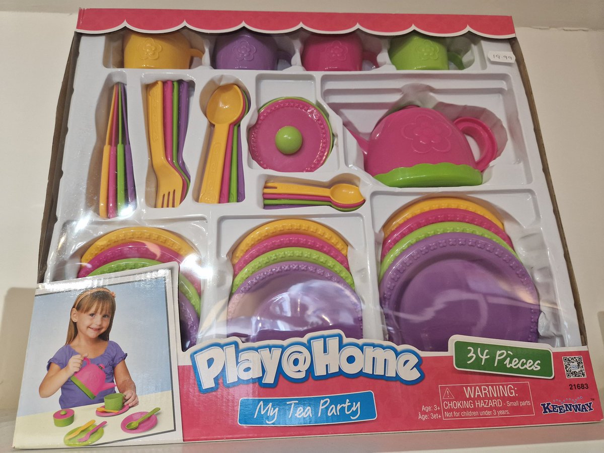 EagleHouseHead's tweet photo. A toyshop. Today. 2023.
Why? So much more to do to stop the harmful and limiting lifelong force of gendered stereotyping and conditioning #EDI #OpportunitiesforAll #EncouragementforAll #EndGenderedDivisions https://t.co/9RjfSeVA4Q