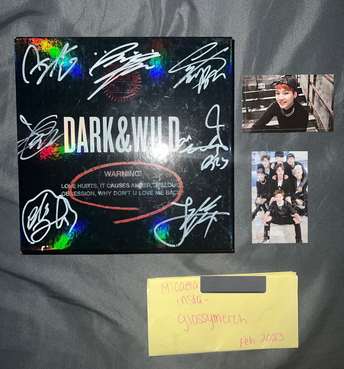 agustdsjiminie's tweet photo. $410
wts d&w signed album - yoongi and group pc included
- good condition
- bimae sticker on back
- us only / tracked shipping included
- paypal f&f only
- can do 2 week payment plan
message me if interested ๐
#wtsbts #btsselling #btswts #sellingbts #btssigned #signedbts https://t.co/FEot0hxOF3