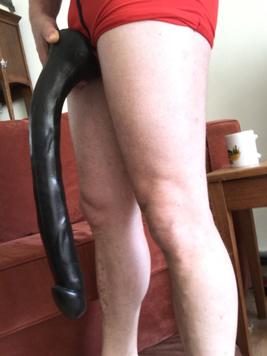 75Sextoy's tweet photo. @seanyap88 Do you need help with that? https://t.co/8kzs3zVKf0