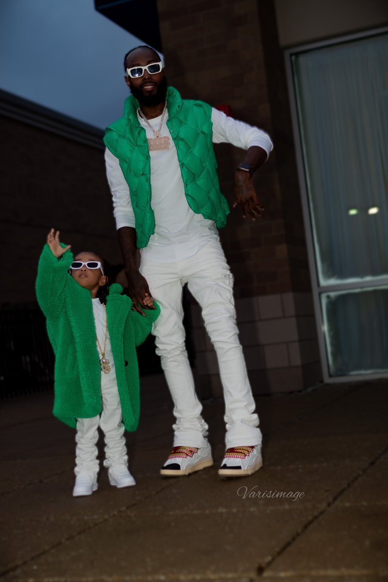 vsvptrey's tweet photo. My young Bull 💚 https://t.co/SuIg2OzyVI