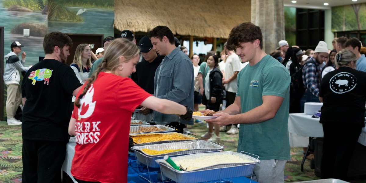 ConnectPCC's tweet photo. Our Seniors are celebrating being so close to Commencement with grill 'n chill. 54 days until #PCCGrad! πΊπΈππ https://t.co/NBCw2rTWal