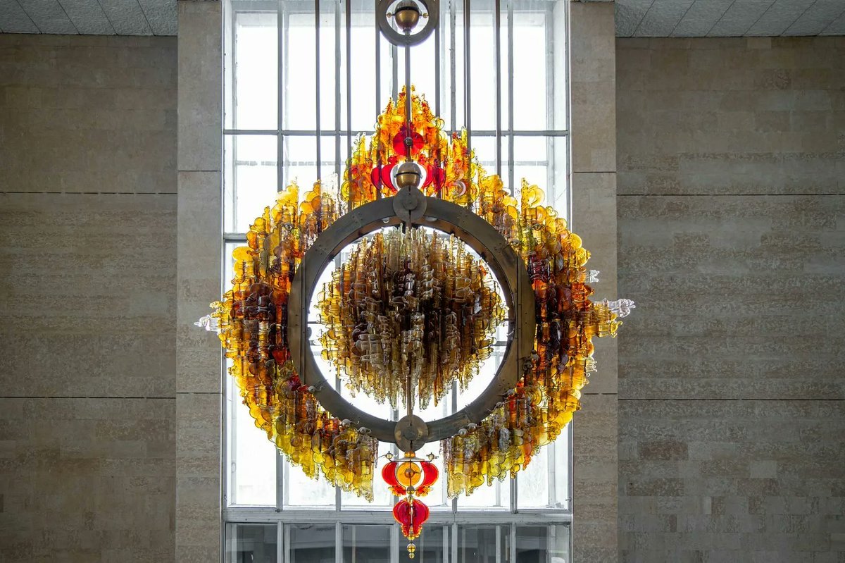 DestCentralAsia's tweet photo. Everything you need to know for a visit to the Sun Institute at Parkent (near Tashkent), including its remarkable solar furnace. The piece features some interesting photos, including a unique chandelier  made of Baltic amber and Bohemian glass. #Uzbekistan
https://t.co/0rp6lfOeW7 https://t.co/fX5xCXbmEB