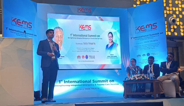 dr_binoyxavier's tweet photo. Faculty talk on ‘Vascular Injuries in ER' at Kerala Emergency Medicine Summit #KEMS2023 conference, 1st International Summit on Strengthening Integrated Trauma and Emergency Medicine Services organised by Kerala Govt. @emaindian @tatatrusts https://t.co/0Otu8Z8yR8