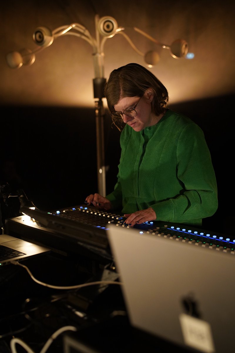 Répétitions de <a href="/fmangan1/">felicity mangan</a> en salle 400 du <a href="/104paris/">CENTQUATRE-PARIS</a> !
Rendez-vous Ce soir à 20h00. 
Billetterie 👉 104.fr/fiche-evenemen…