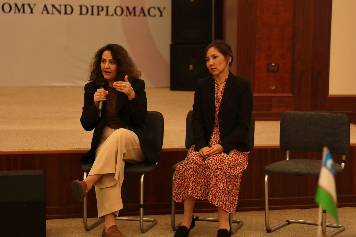 PEER Network (@peernetworkgcrf) on Twitter photo Insightful and exciting presentations at <a href="/PEERNetworkGCRF/">PEER Network</a> #CentralAsia hub fellows' Research Dissemination Day! We had such passionate and engaging discussions!!
#Education #PoliticalEconomyAnalysis
<a href="/durrani_naureen/">Naureen Durrani</a> <a href="/helthib/">Hélène Thibault</a> <a href="/Assel944890041/">Assel</a> Insightful and exciting presentations at <a href="/PEERNetworkGCRF/">PEER Network</a> #CentralAsia hub fellows' Research Dissemination Day! We had such passionate and engaging discussions!!
#Education #PoliticalEconomyAnalysis
<a href="/durrani_naureen/">Naureen Durrani</a> <a href="/helthib/">Hélène Thibault</a> <a href="/Assel944890041/">Assel</a>