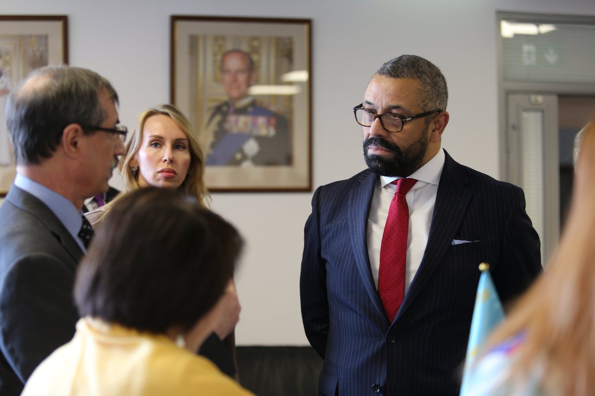 UK Foreign Secretary <a href="/JamesCleverly/">James Cleverly🇬🇧</a> met with reps from civil society, #Chevening alumni and the education sector, all actively engaged in building Kazakhstan’s sustainable development. #SDG4 #SDG5 #SDG16