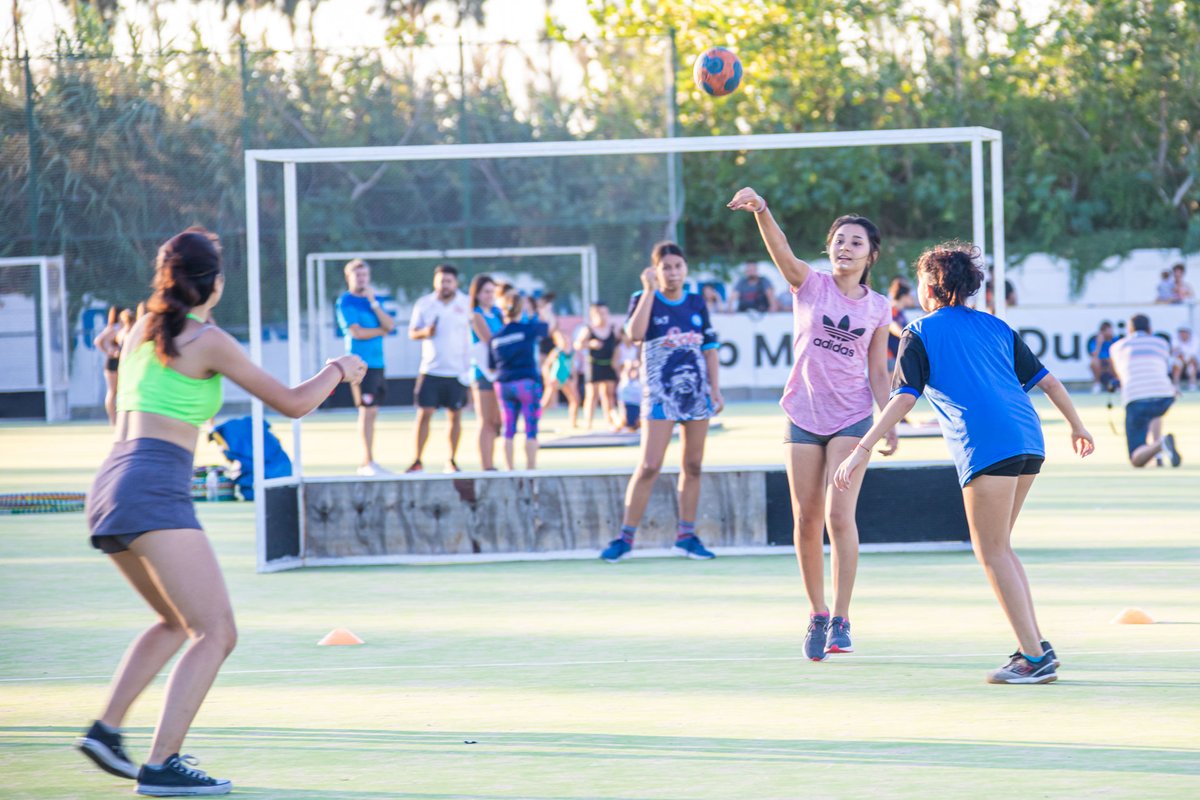 jjosemussi's tweet image. Ayer estuvimos en el Club Municipal Ducilo para participar del evento Exhibición Mujer Deportista organizado en el #MesDeLaMujer. 

Quiero decir que aquel que hace un esfuerzo por el #Deporte se ordena la vida, por eso conviene invertir en estas cosas. 🧡