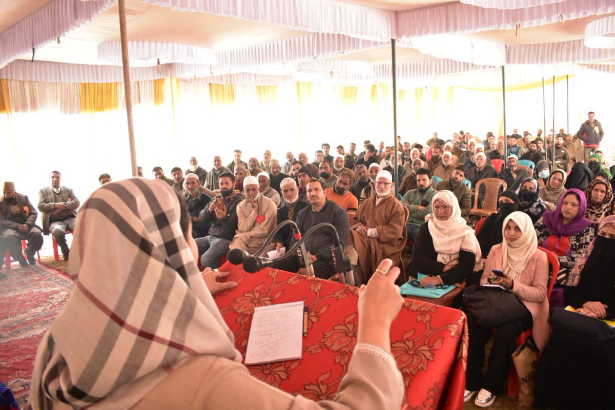 Dr Hina Shafi Bhat tweet media