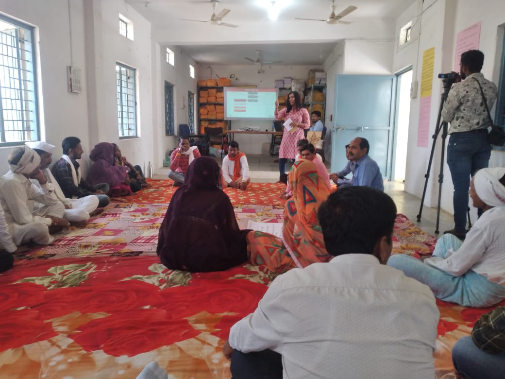 IBC_PF's tweet photo. #Convergence and #collaboration are crucial for inclusive and sustainable development.  #panchayat members today deliberated on structure and roles of different committees, how they help practice #decentralisation and what role different govt. departments play to strengthen them. https://t.co/qjZFvtdr2G