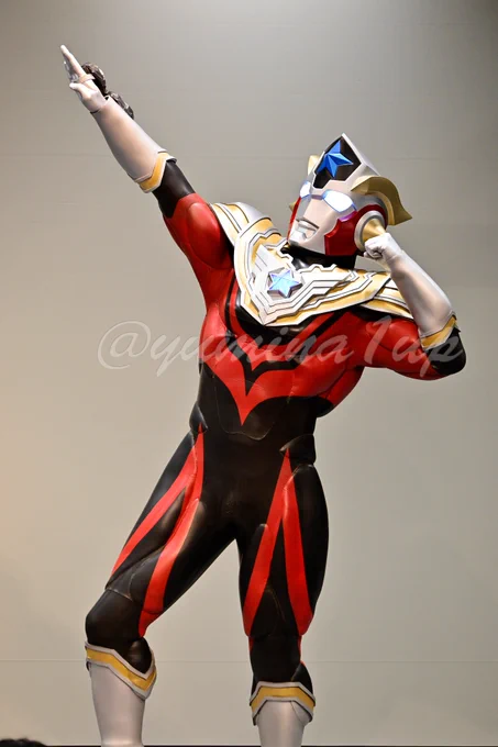 照明の当たり方と背景のおかげで過去イチキレてるタイタスが撮れた#ウルトラヒーローズEXPO#ニュージェネレーションワールド#ウルトラマンタイタス 