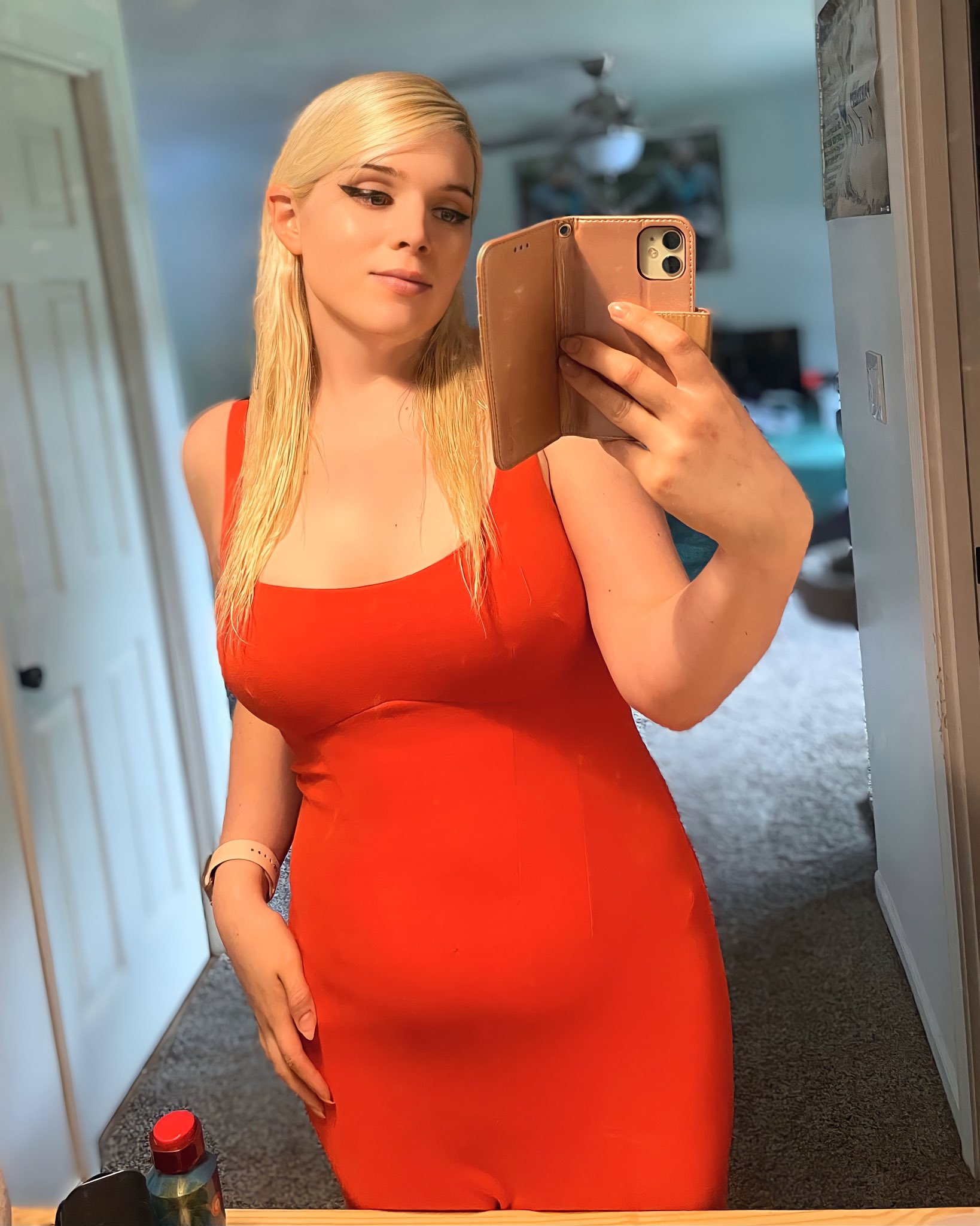 🏳️‍⚧️ Amanda Rae 🏳️‍⚧️ on Twitter: "Lmk if you think this trans girl is cute 🥺 👉👈 https://t.co