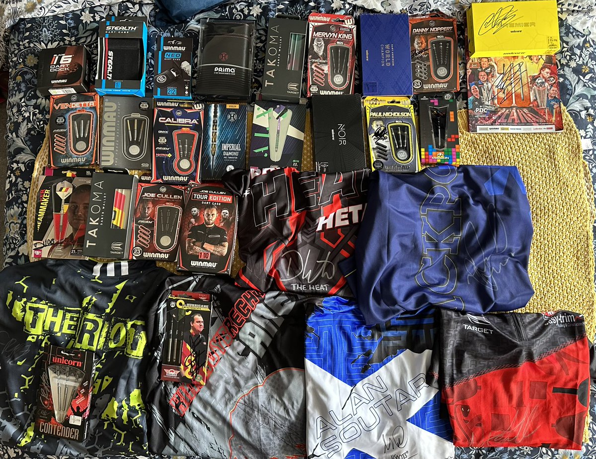 Just finalising Easter raffle prizes. Details hopefully today if not in morning 🐣🎯