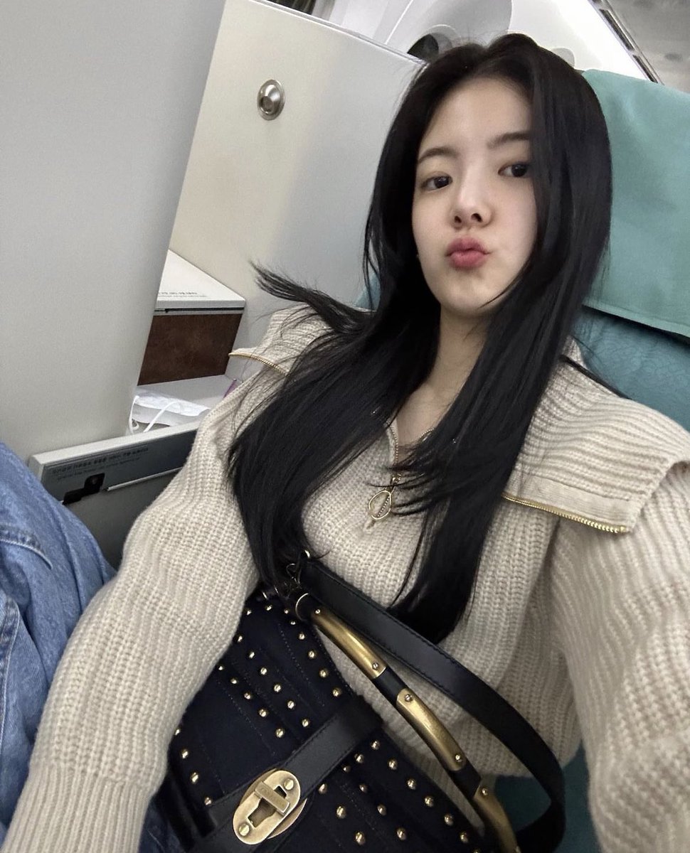 liafiles's tweet photo. #LIA instagram update https://t.co/oviCIagK8M