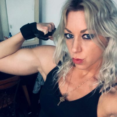Female Muscle Fan on Twitter: "RT @ViperMaxGirl: Can’t hold us down… 👊🏽