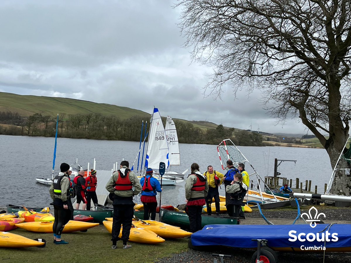 CumbriaScoutsCC's tweet photo. Great to see so many people at @CumbriaScouts Water Activity weekend at Killington Reservoir working towards Permits to get even more young people out on the water. Brilliant collaboration with @WestLancsScouts &amp; @EastLancsScout too 👍#CumbriaScouts https://t.co/tYEpvYjQzw