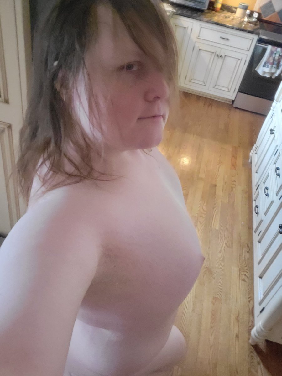 LewdNuvie's tweet photo. Felt cute might delete later https://t.co/sBuoEDRk6M